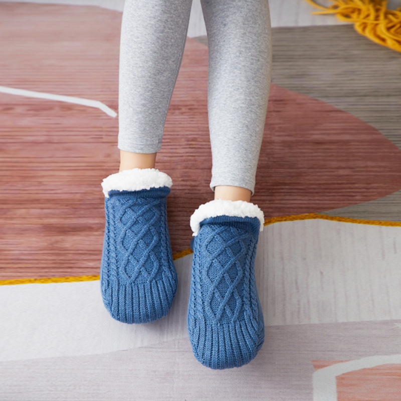 Chaussons-chaussettes V-mond : Confort et chaleur pour l'hiver