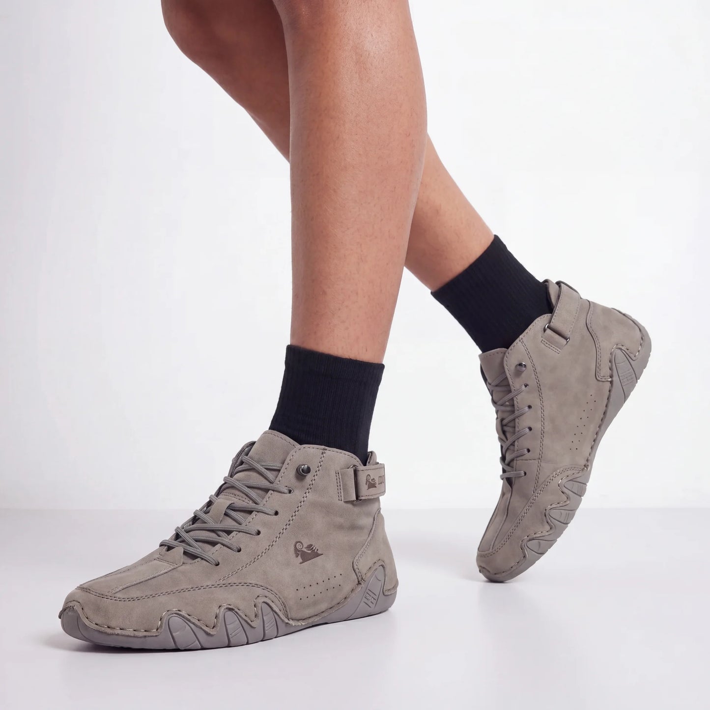 VogLdeck 3.0 – フェイクファー付きの冬用整形靴 